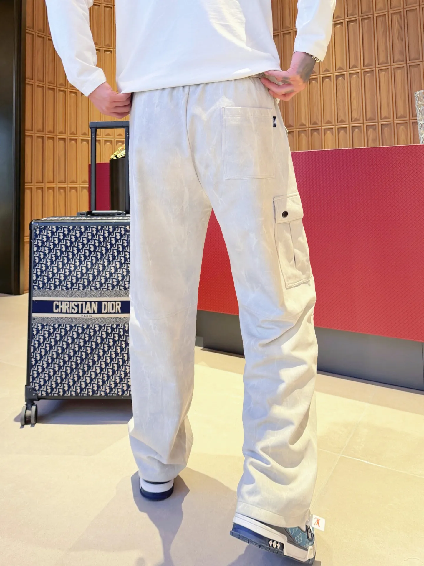 Balenciaga 🆕2026 Autumn and Winter New Arrival trousers and casual pants🎁 are on sale simultaneously on the official website. Brand Classic LOGO casual pants, customized fabrics, excellent comfort and strong touch. Highly recognisable, perfect appearance and craftsmanship. Size:M-3XL